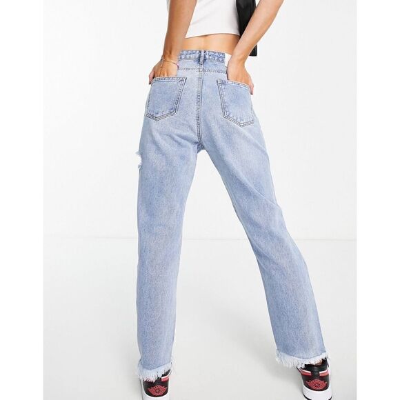 NWOT Missguided Petite Wrath Straight Leg Jeans with Rips in Light Wash Blue, 8S - Picture 4 of 16